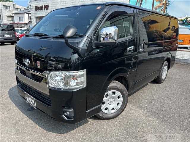2022 Toyota Hiace Van