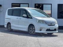 2011 Nissan Serena