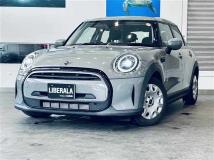 2022 BMW MINI