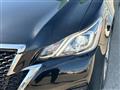 2016 Toyota Crown Hybrid