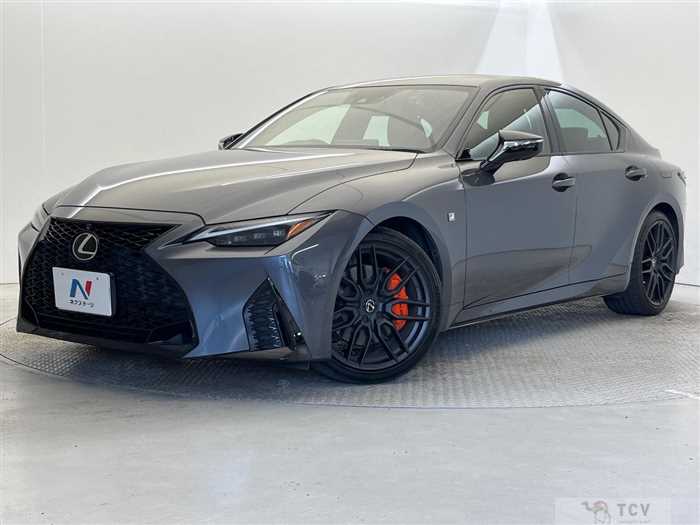 2021 Lexus IS