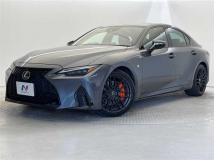 2021 Lexus IS