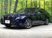 2019 Toyota Crown Hybrid
