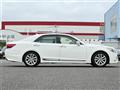 2013 Toyota Crown Hybrid