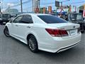 2015 Toyota Crown Hybrid