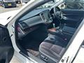2015 Toyota Crown Hybrid