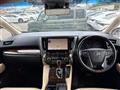 2022 Toyota Alphard Hybrid