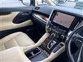 2022 Toyota Alphard Hybrid
