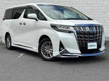 2022 Toyota Alphard Hybrid