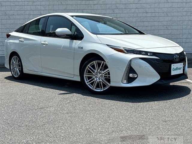 2020 Toyota Prius PHV