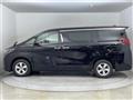 2022 Toyota Alphard Hybrid