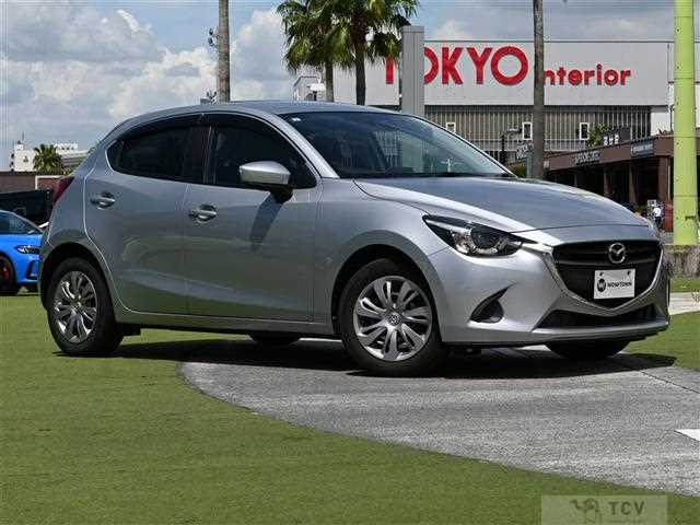 2017 Mazda Demio