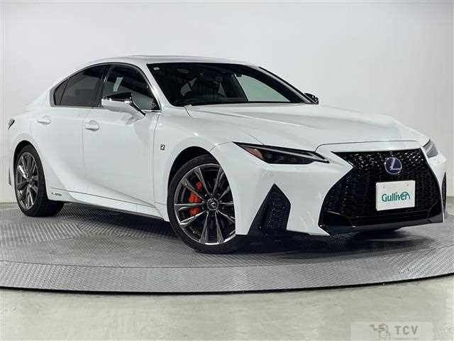 2021 Lexus IS