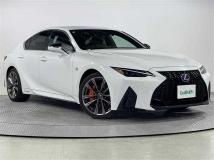 2021 Lexus IS