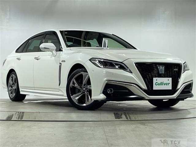 2018 Toyota Crown Hybrid