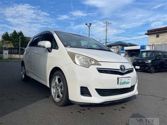 2011 Toyota Ractis