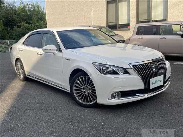 2013 Toyota Crown Majesta
