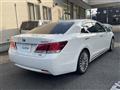2013 Toyota Crown Majesta