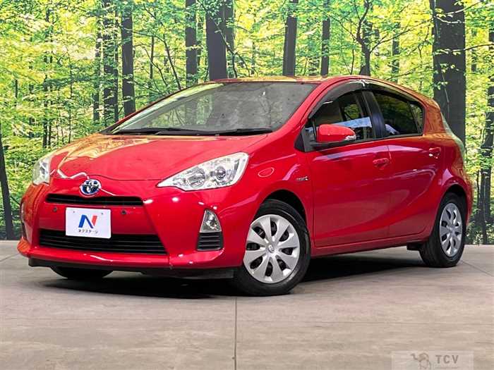 2013 Toyota AQUA