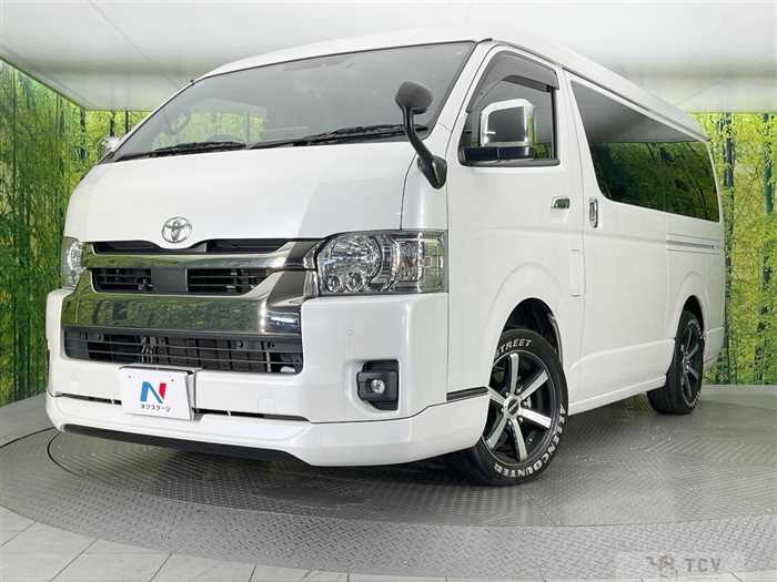 2022 Toyota Hiace Van