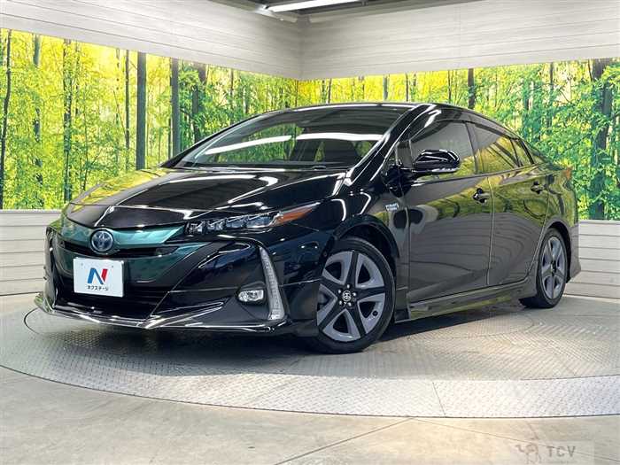 2017 Toyota Prius PHV