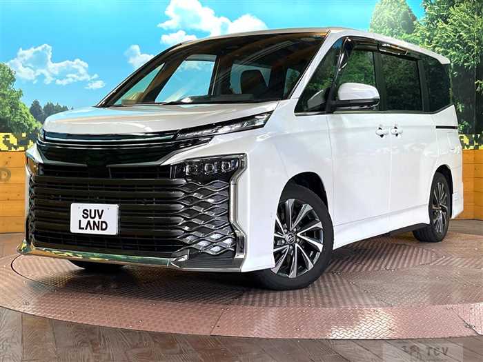 2023 Toyota Voxy