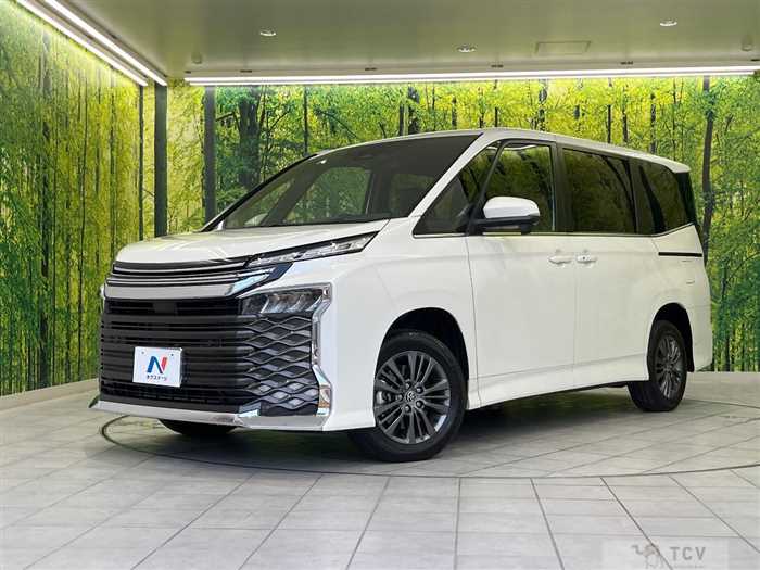2022 Toyota Voxy