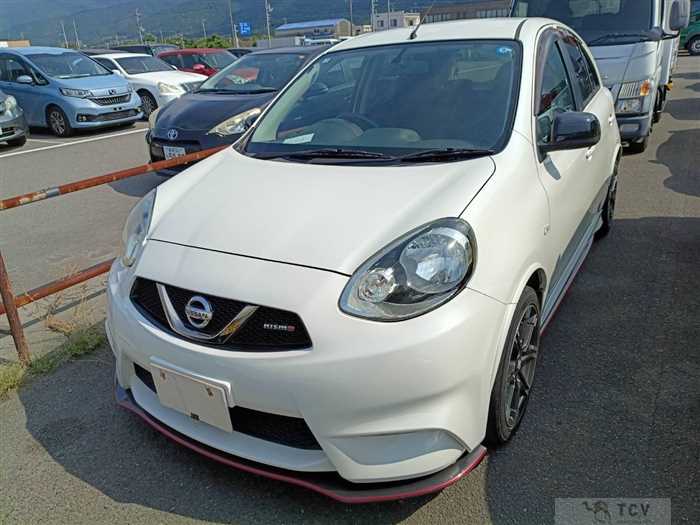 2017 Nissan March