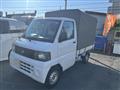 2005 Nissan Clipper Truck