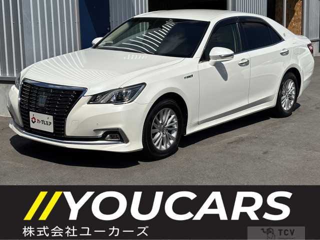 2015 Toyota Crown