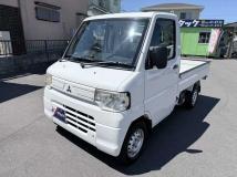 2013 Mitsubishi Minicab Truck