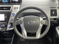 2017 Toyota PRIUS α