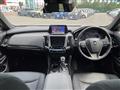 2019 Toyota Crown Hybrid