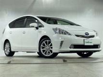 2014 Toyota PRIUS α