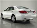 2013 Toyota Crown Hybrid
