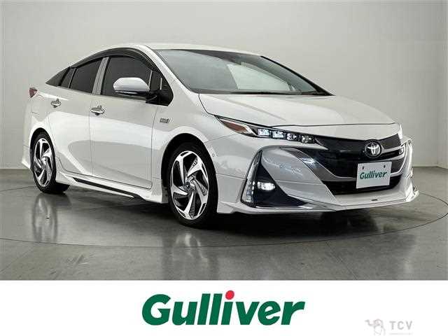 2019 Toyota Prius PHV