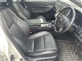 2013 Toyota Crown Hybrid