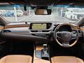 2019 Lexus ES