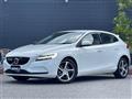 2018 Volvo V40
