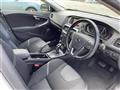 2018 Volvo V40