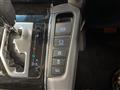 2017 Toyota Alphard Hybrid