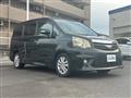 2010 Toyota Noah