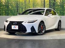 2021 Lexus IS