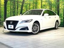 2019 Toyota Crown Hybrid
