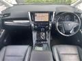 2022 Toyota Alphard Hybrid