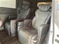 2023 Toyota Alphard Hybrid