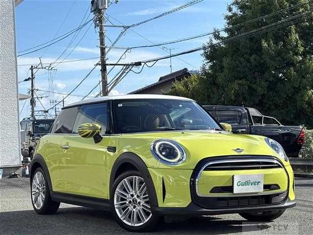 2022 BMW MINI