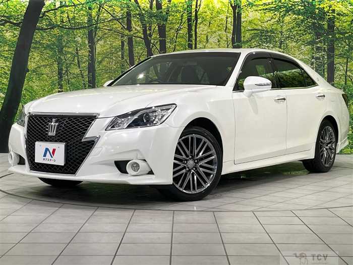 2013 Toyota Crown
