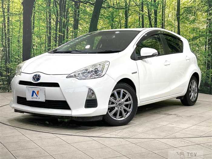 2012 Toyota AQUA