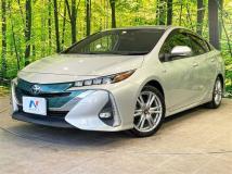 2017 Toyota Prius PHV